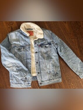 Levi's Tan Leather Patch with Red Logo on Cream Sherpa